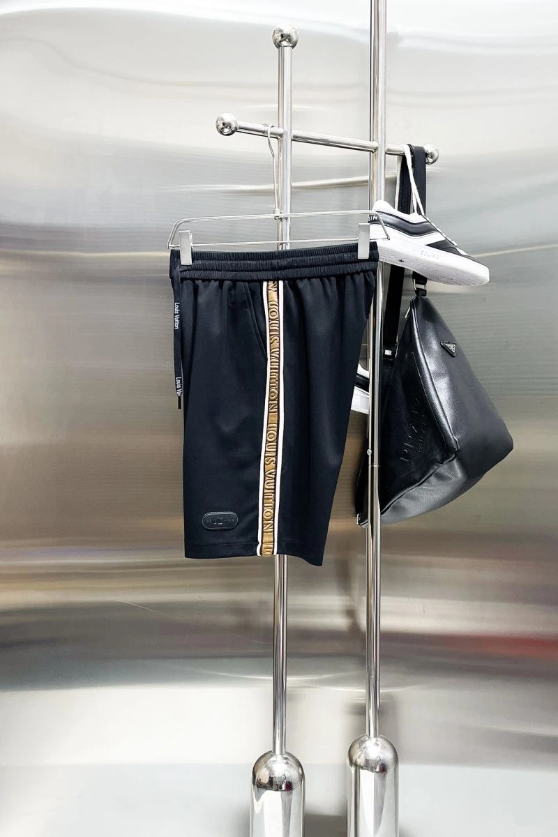 Louis Vuitton Short Pants Sophisticated 137396