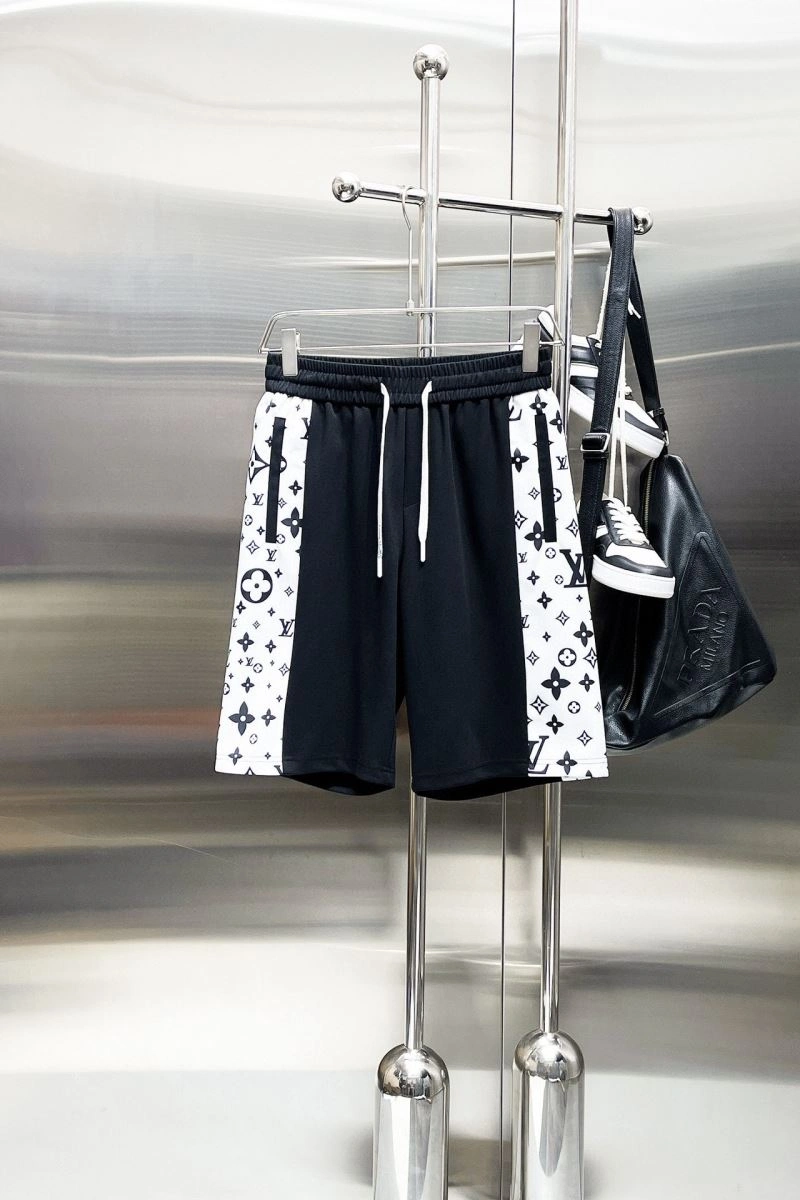 Compact Louis Vuitton Short Pants 137390