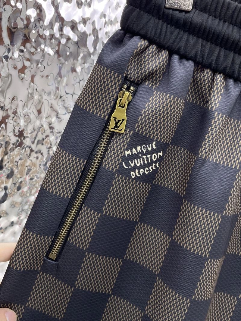 Louis Vuitton Short Pants OnTrend 137393
