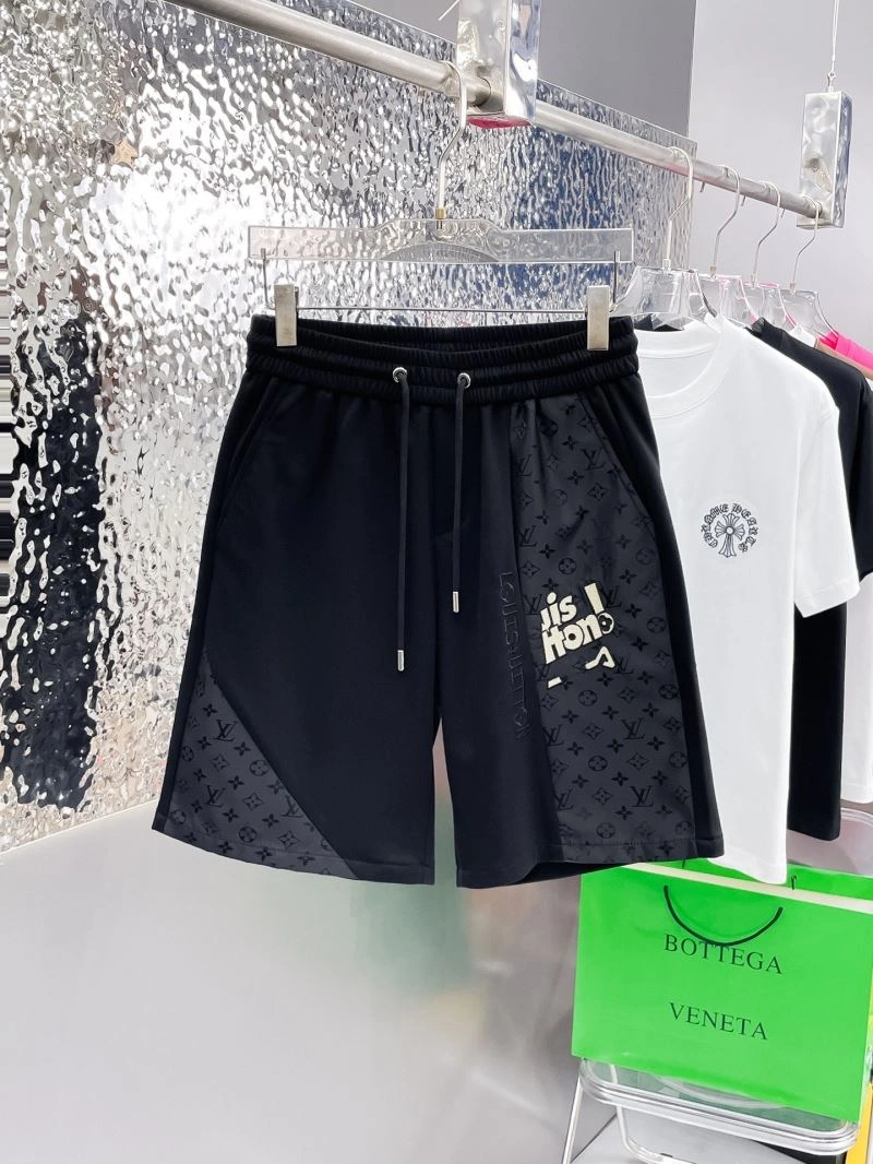 Timeless Louis Vuitton Short Pants 137388