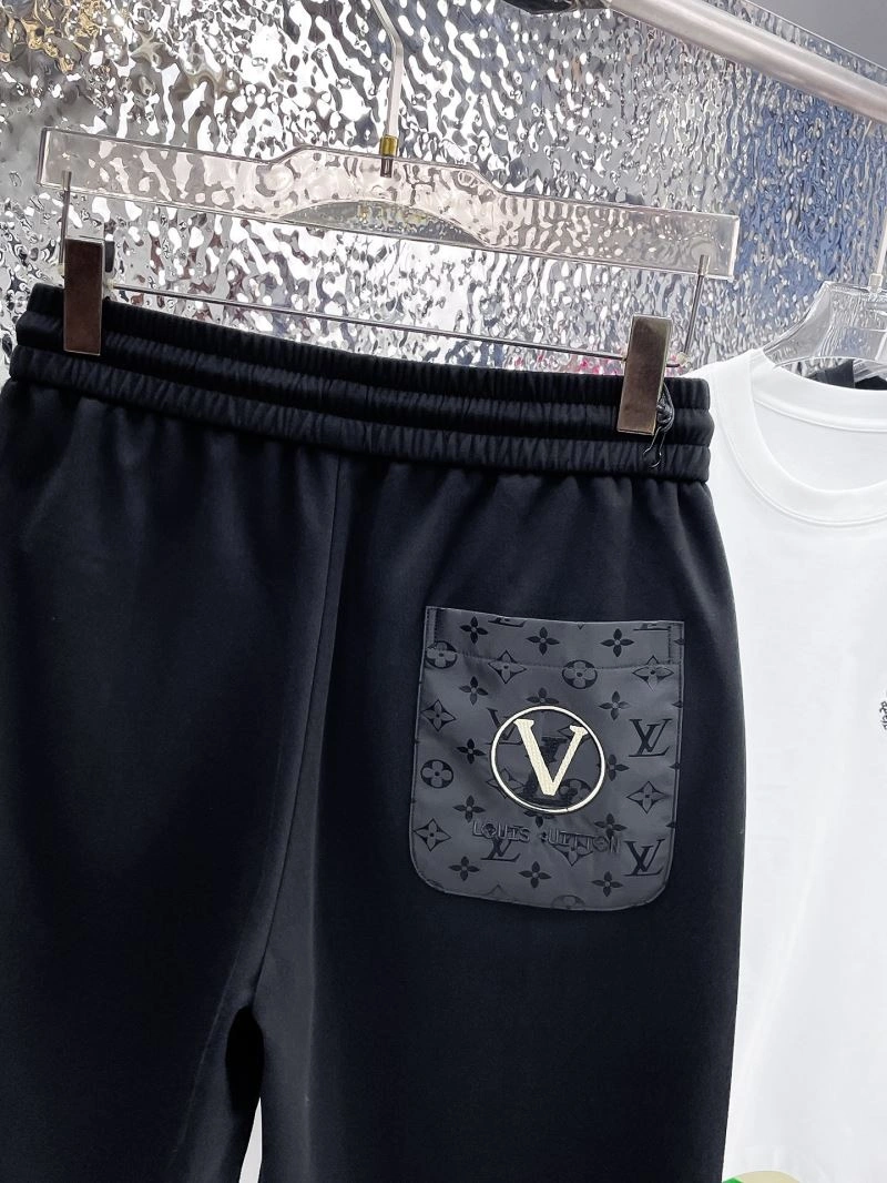 Timeless Louis Vuitton Short Pants 137388