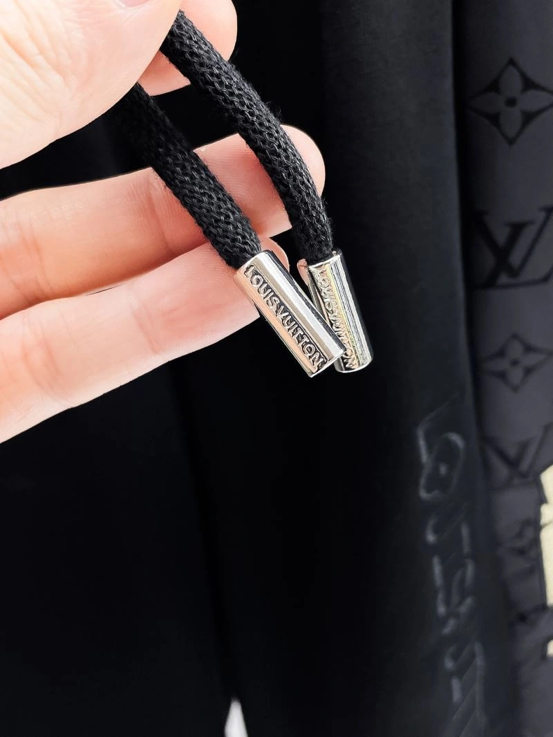 Timeless Louis Vuitton Short Pants 137388