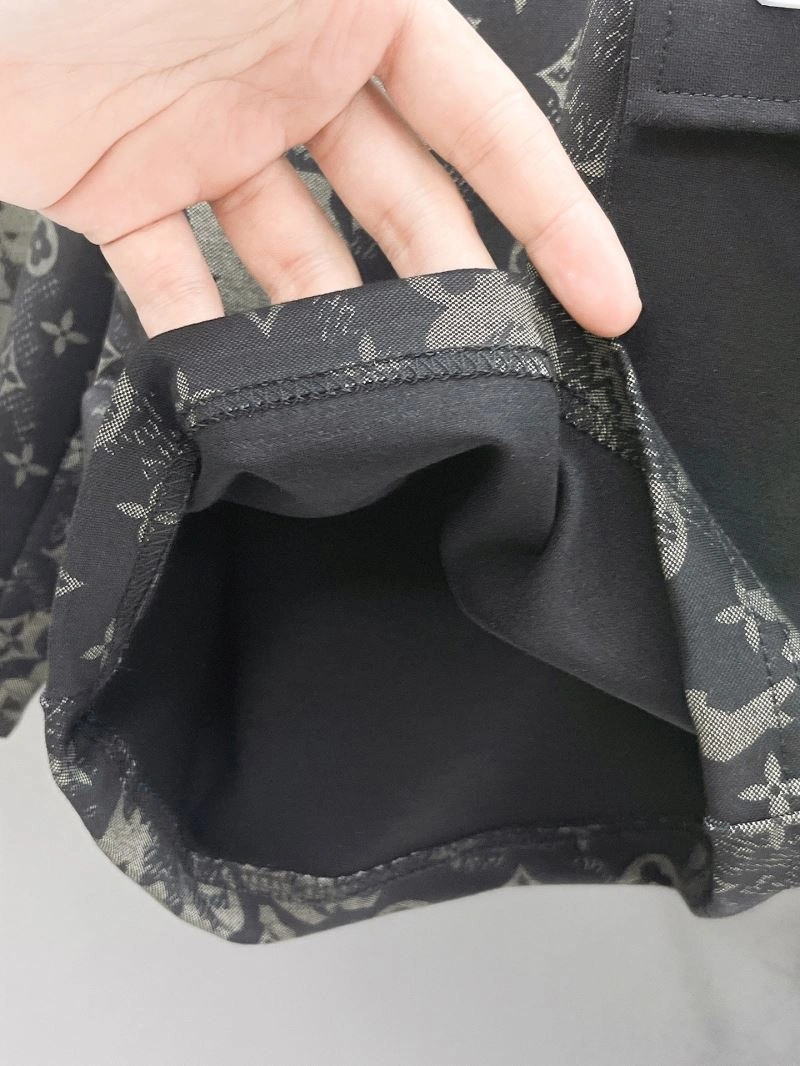 Tailored Louis Vuitton Short Pants 137373