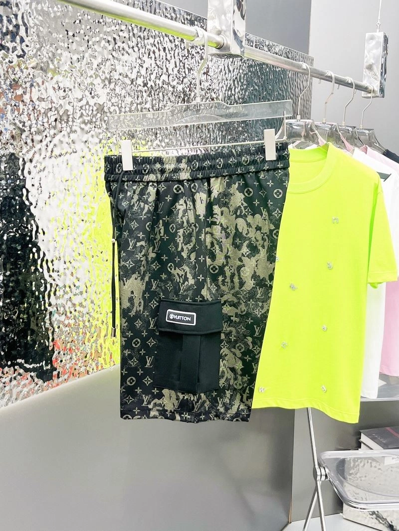 Tailored Louis Vuitton Short Pants 137373