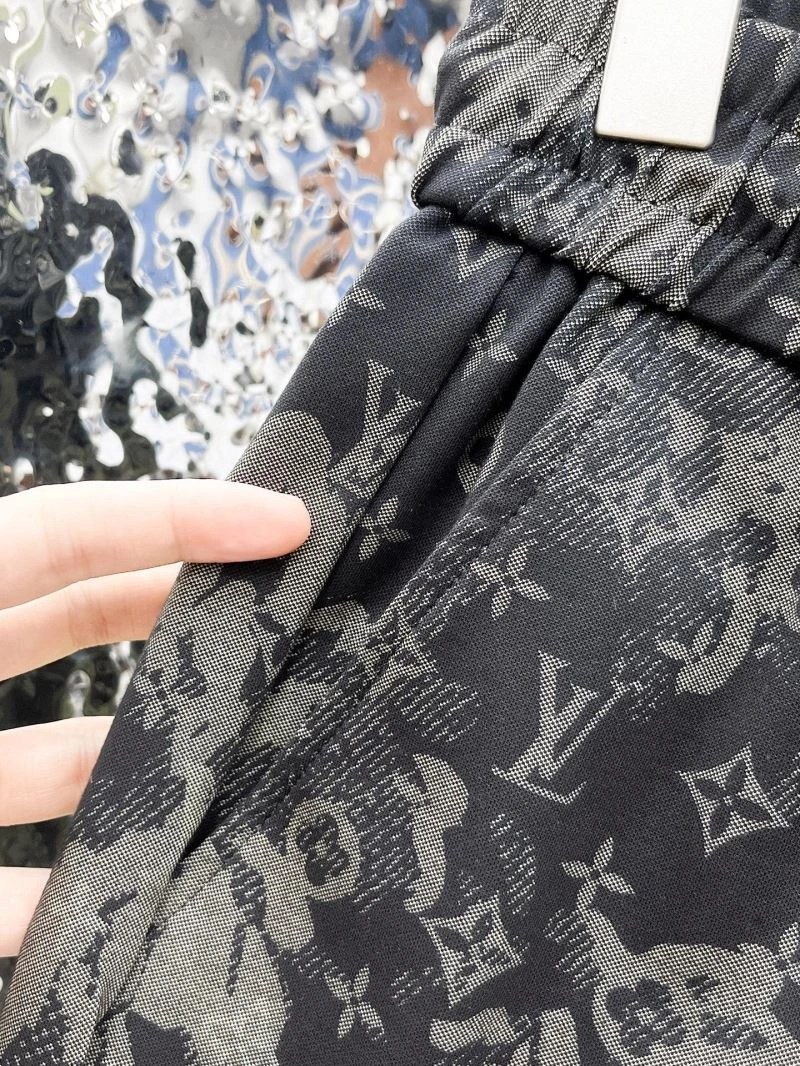 Tailored Louis Vuitton Short Pants 137373