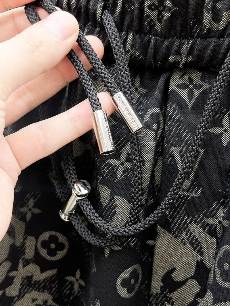 Tailored Louis Vuitton Short Pants 137373