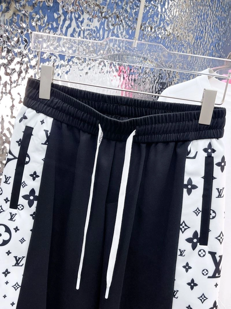 Cozy Louis Vuitton Short Pants 137372