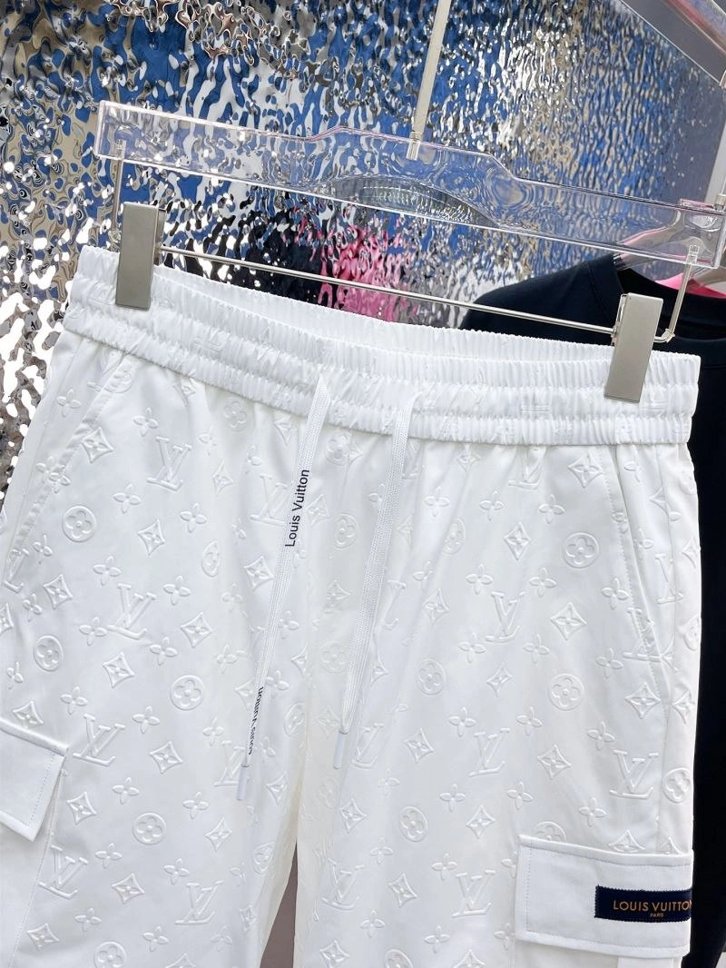 Unisex Louis Vuitton Short Pants 137376