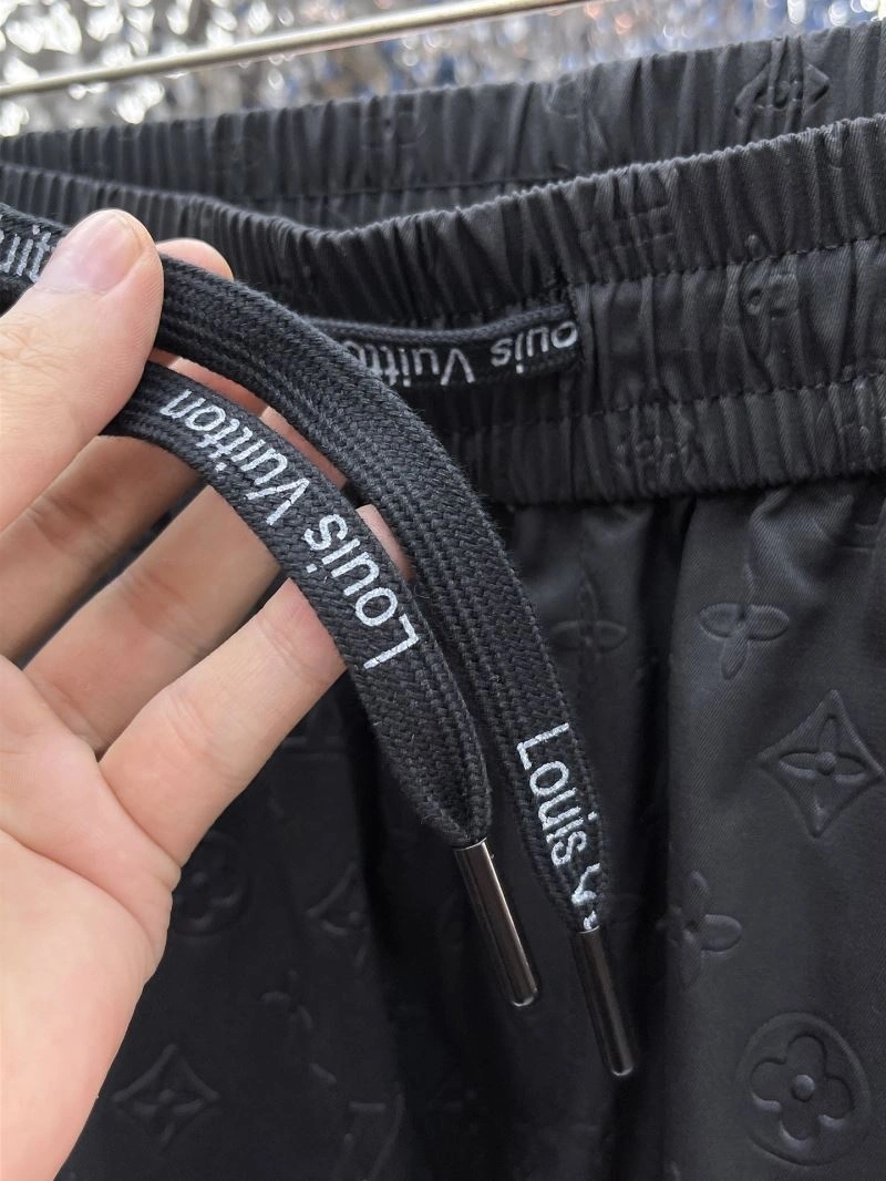 Louis Vuitton Short Pants Upgraded 137383