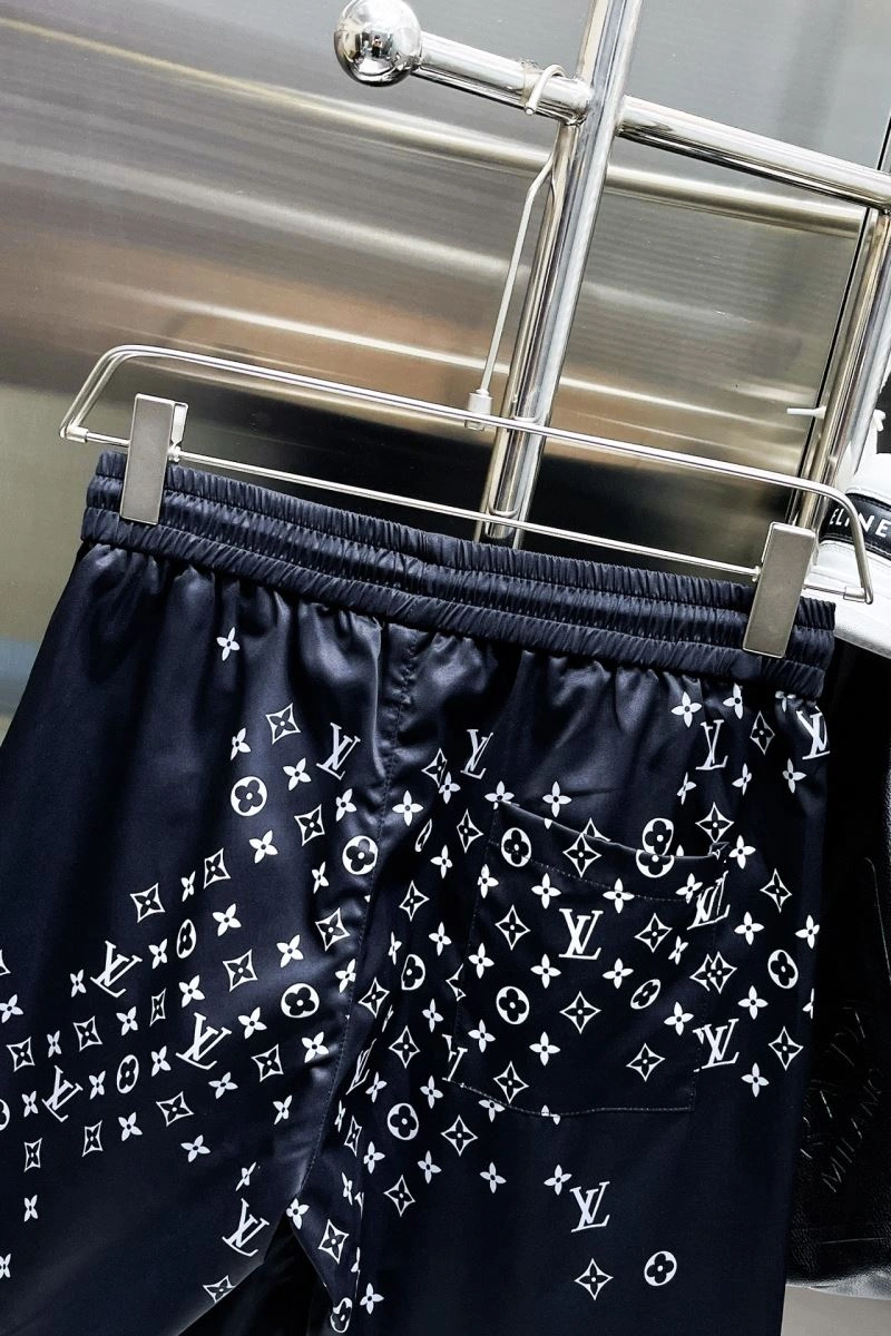 Louis Vuitton Short Pants Breathable 137377