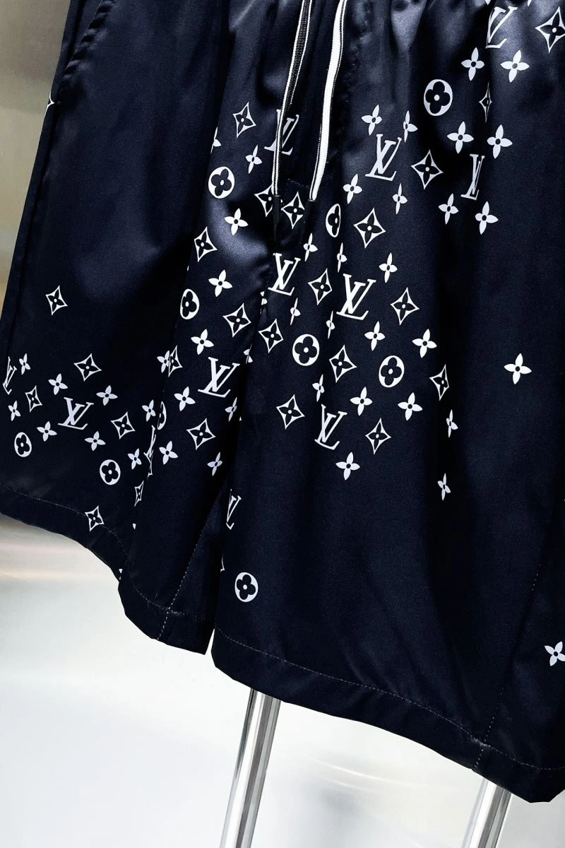 Louis Vuitton Short Pants Breathable 137377