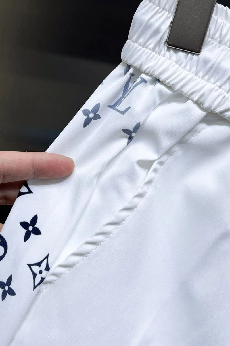 WaterResistant Louis Vuitton Short Pants 137363