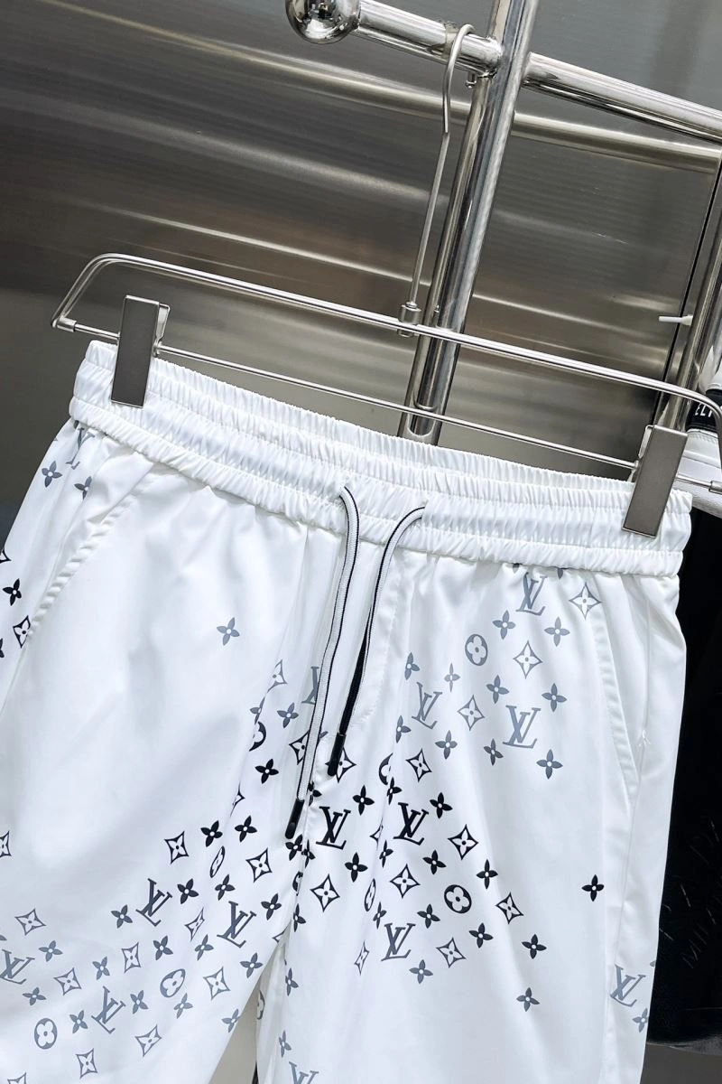 WaterResistant Louis Vuitton Short Pants 137363