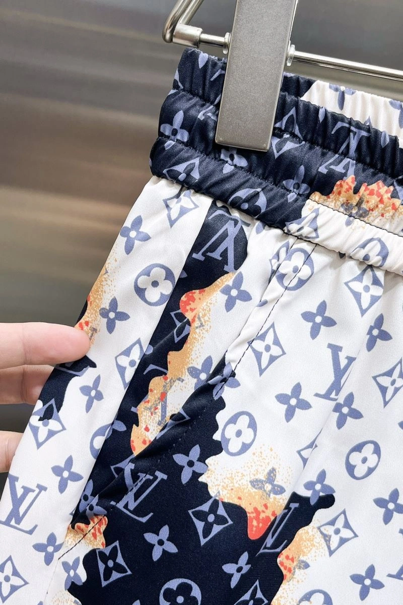 Sophisticated Louis Vuitton Short Pants 137365