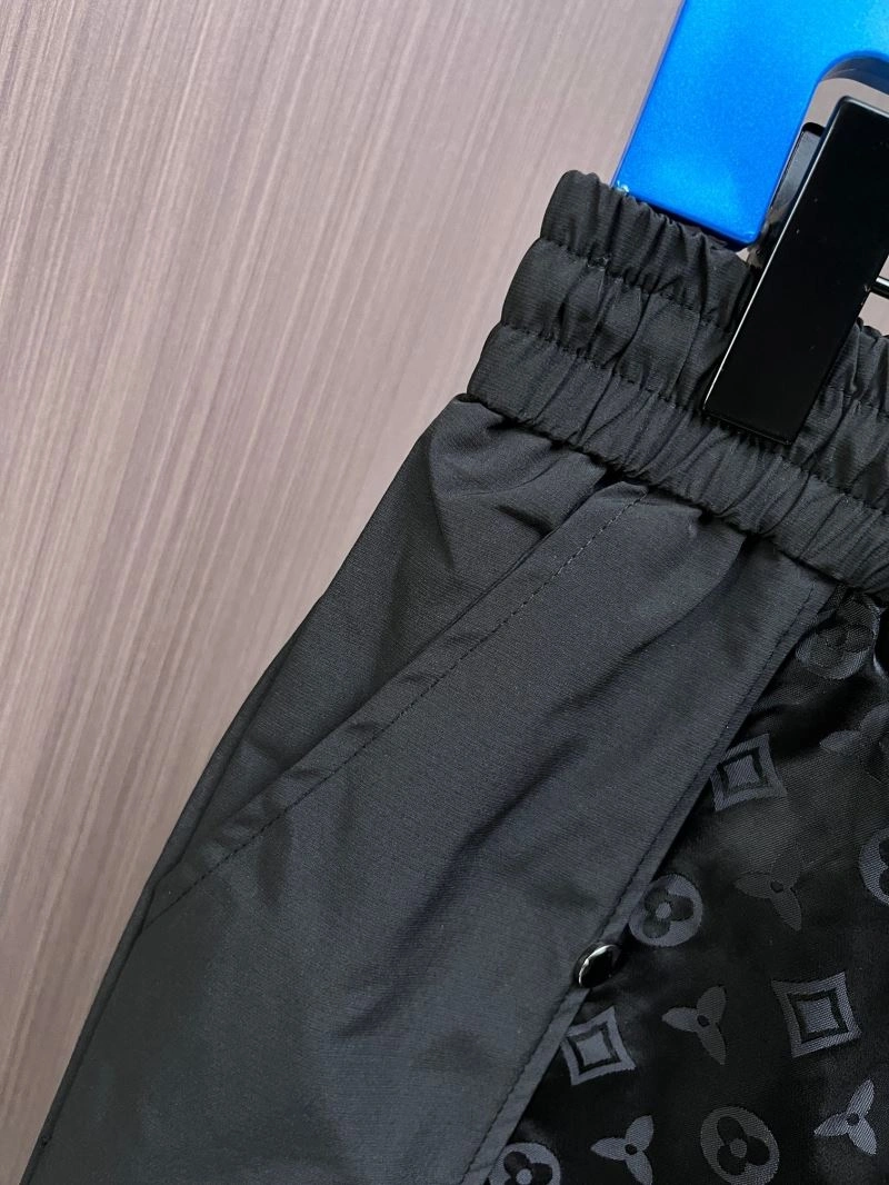 Louis Vuitton Short Pants Attractive 137356