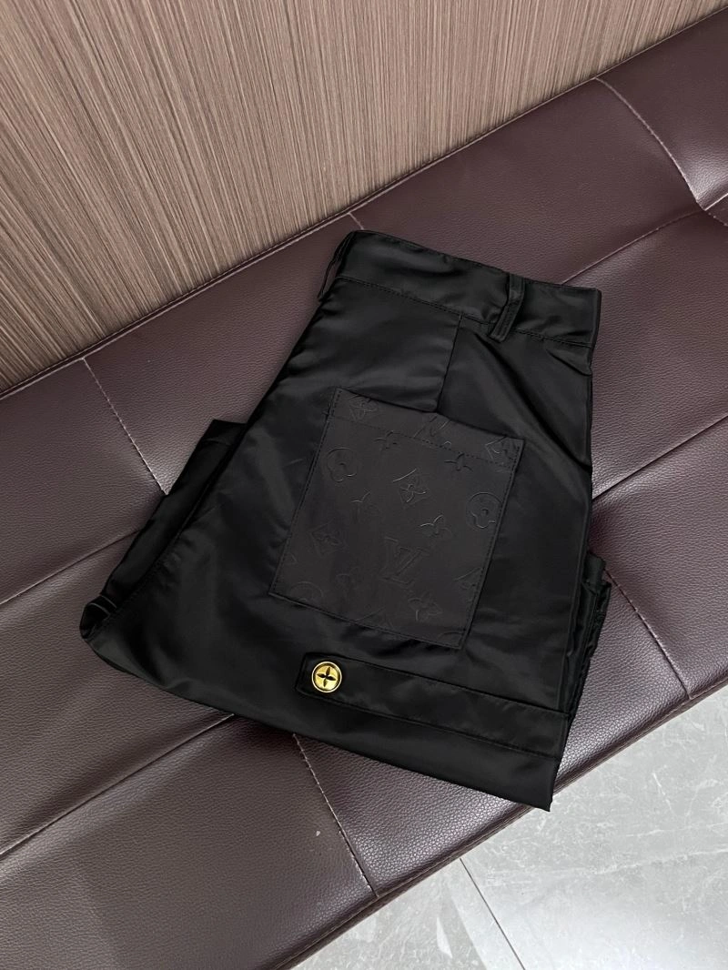 Louis Vuitton Short Pants Lightweight 137361