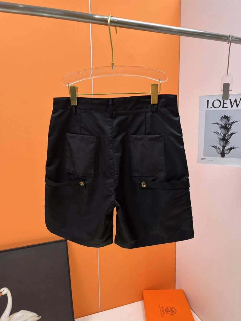 Stylish Louis Vuitton Short Pants 137359