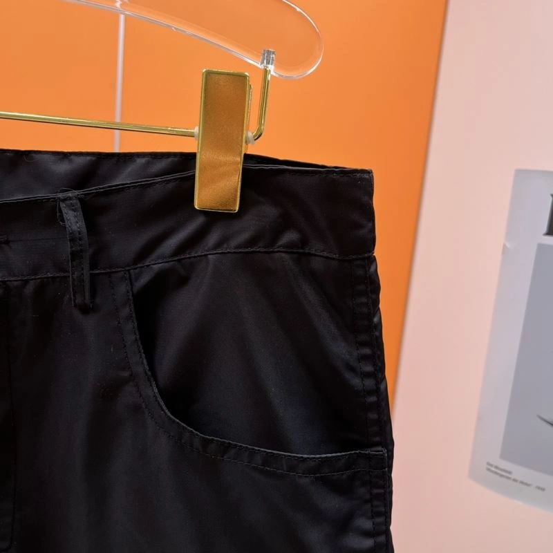 Stylish Louis Vuitton Short Pants 137359