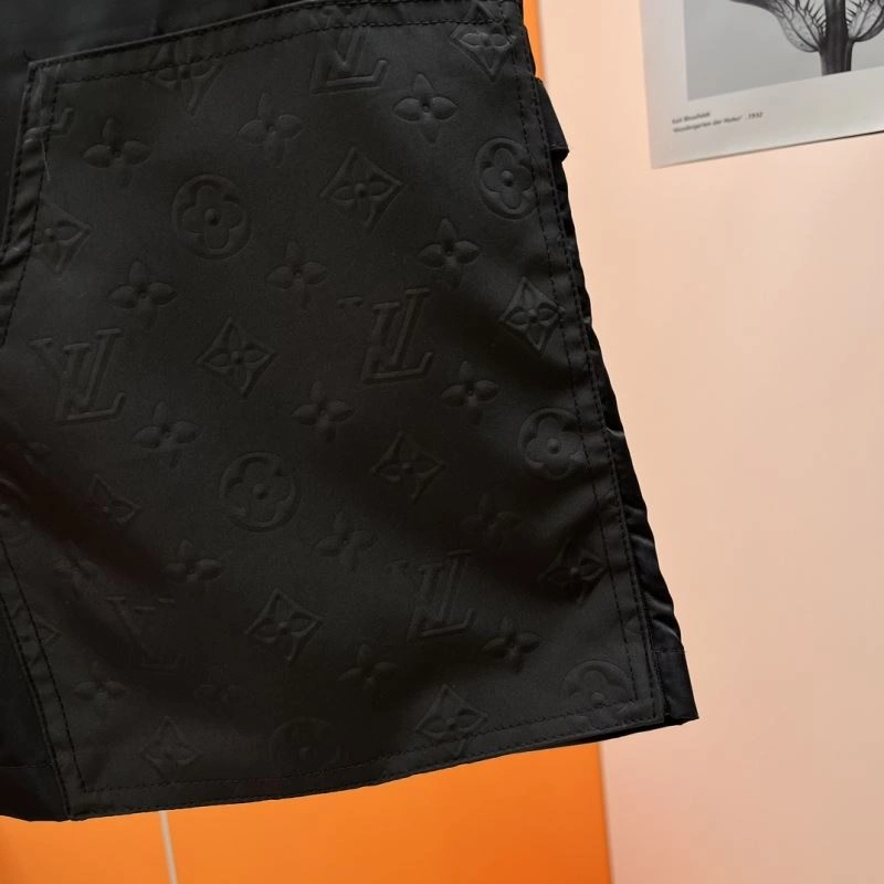 Stylish Louis Vuitton Short Pants 137359