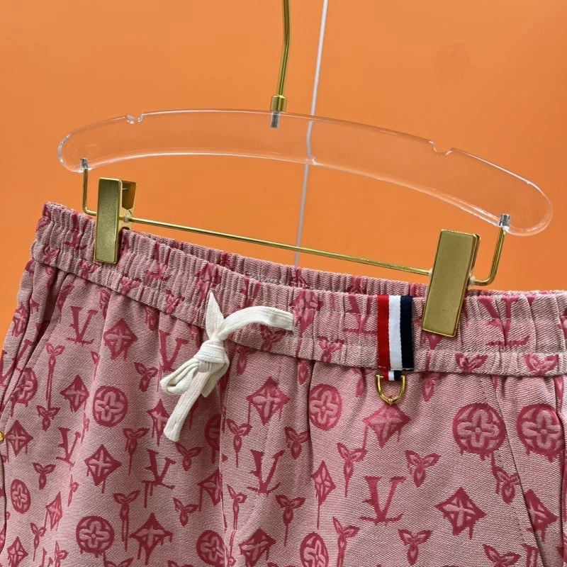 Cozy Louis Vuitton Short Pants 137427