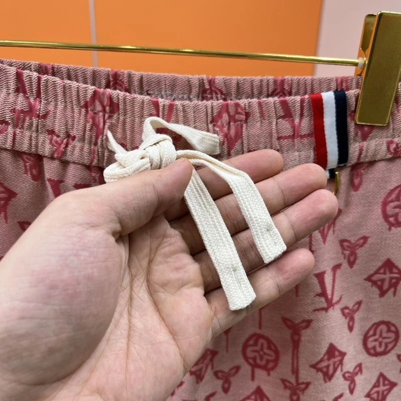 Cozy Louis Vuitton Short Pants 137427