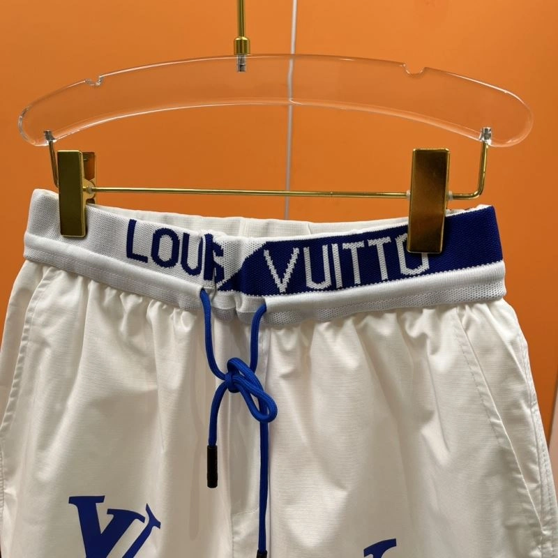 ComfortFit Louis Vuitton Short Pants 137348