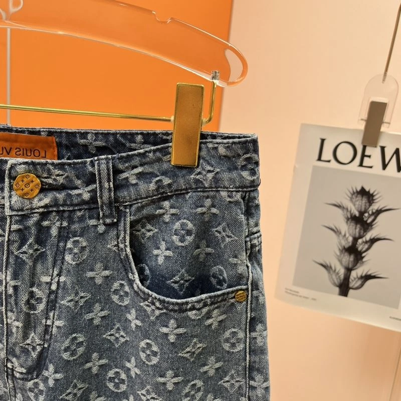 Louis Vuitton Short Pants Durable 137347