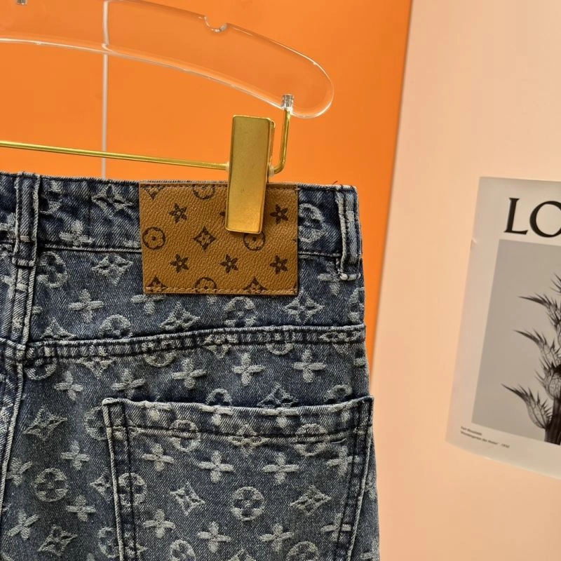 Louis Vuitton Short Pants Durable 137347
