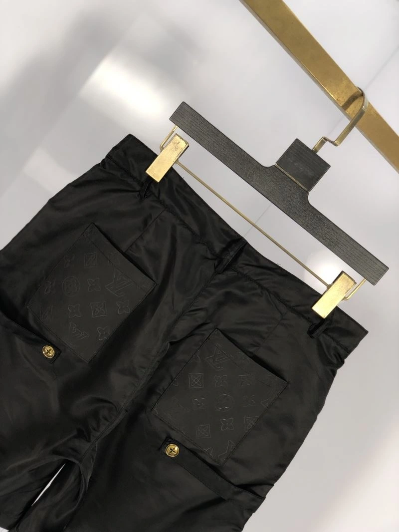 Louis Vuitton Short Pants Breathable 137329