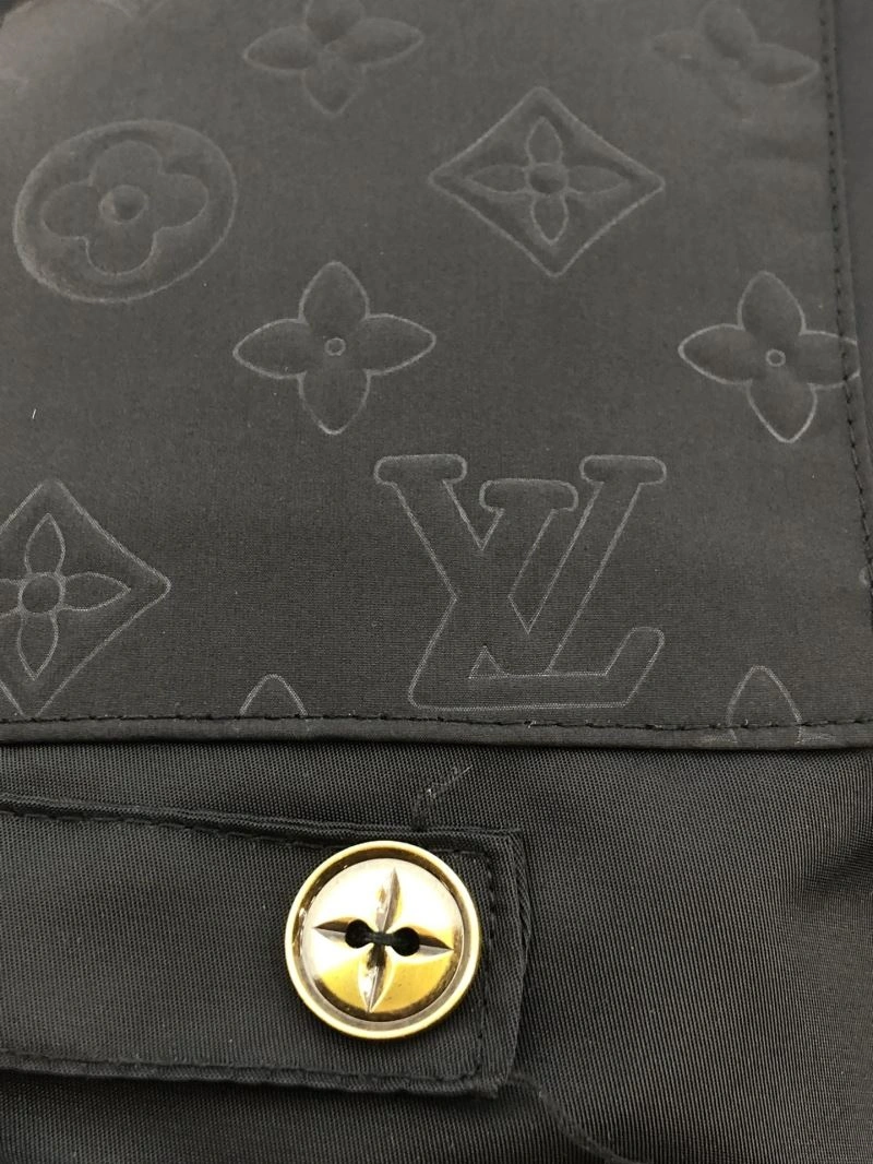Louis Vuitton Short Pants Breathable 137329