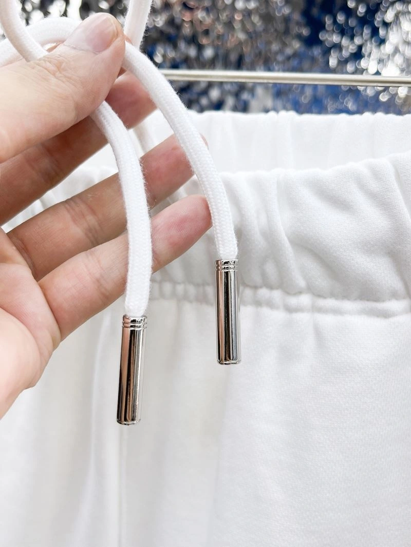 Trendy Louis Vuitton Short Pants 136456