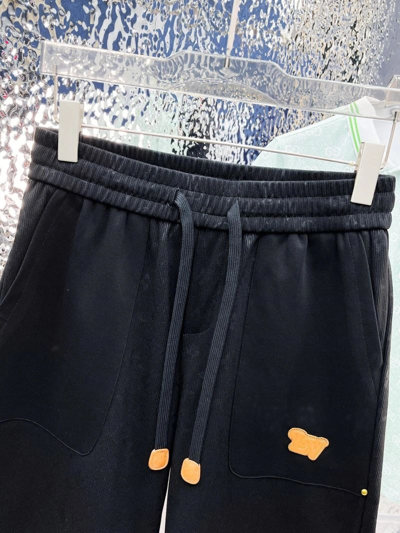 Youthful Louis Vuitton Short Pants 136451