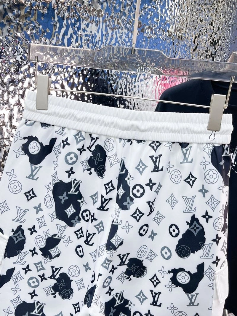 SunProtective Louis Vuitton Short Pants 136449