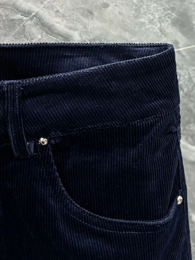 Lightweight Louis Vuitton Short Pants 136442