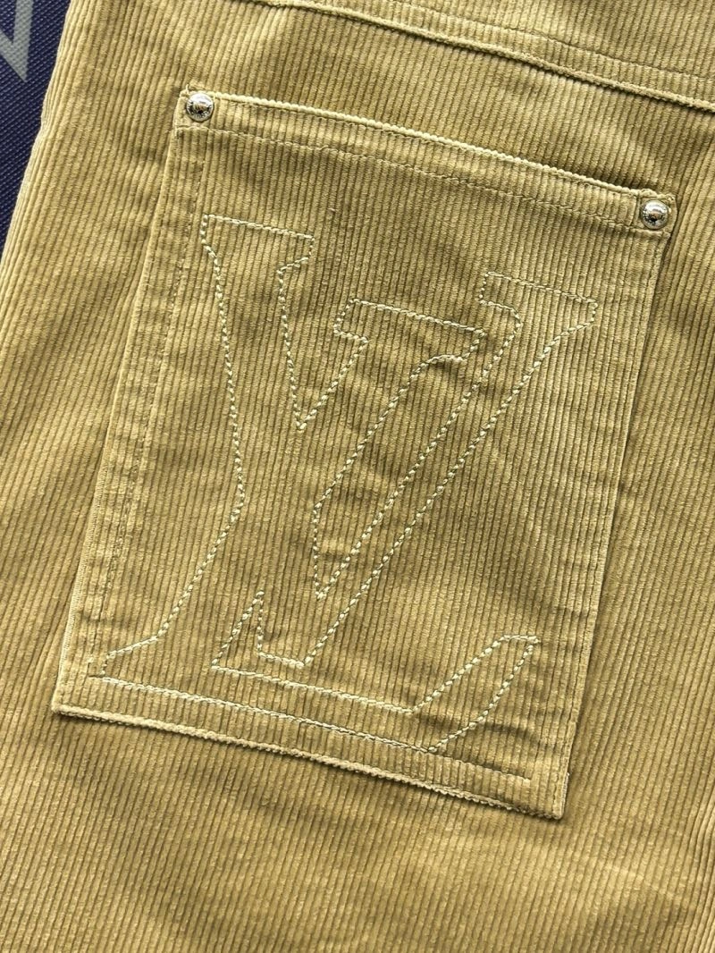 Colorful Louis Vuitton Short Pants 136447