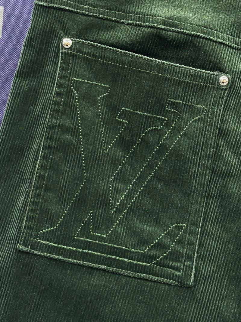 WellDesigned Louis Vuitton Short Pants 136446