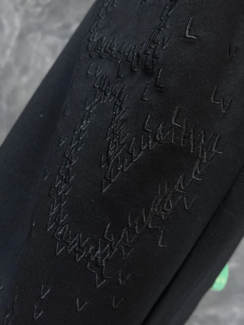 Neat Louis Vuitton Short Pants 136439