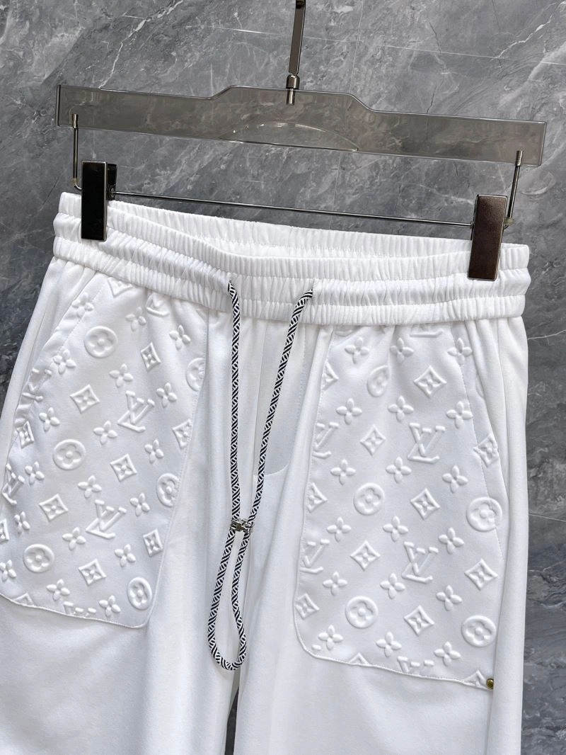 Timeless Louis Vuitton Short Pants 136425