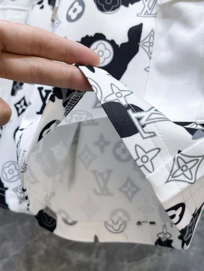 Louis Vuitton Short Pants Bright 136420