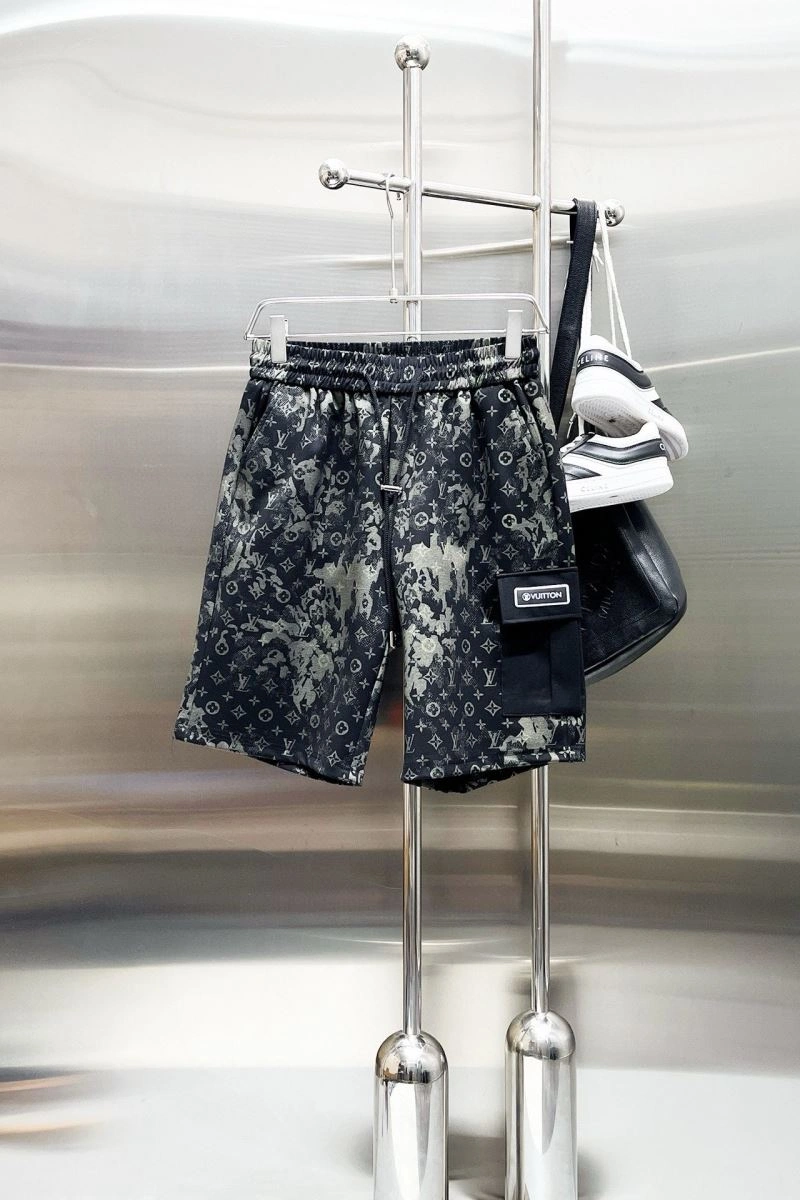 Practical Louis Vuitton Short Pants 136441