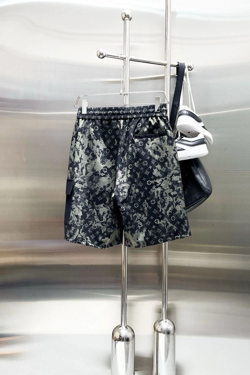Practical Louis Vuitton Short Pants 136441