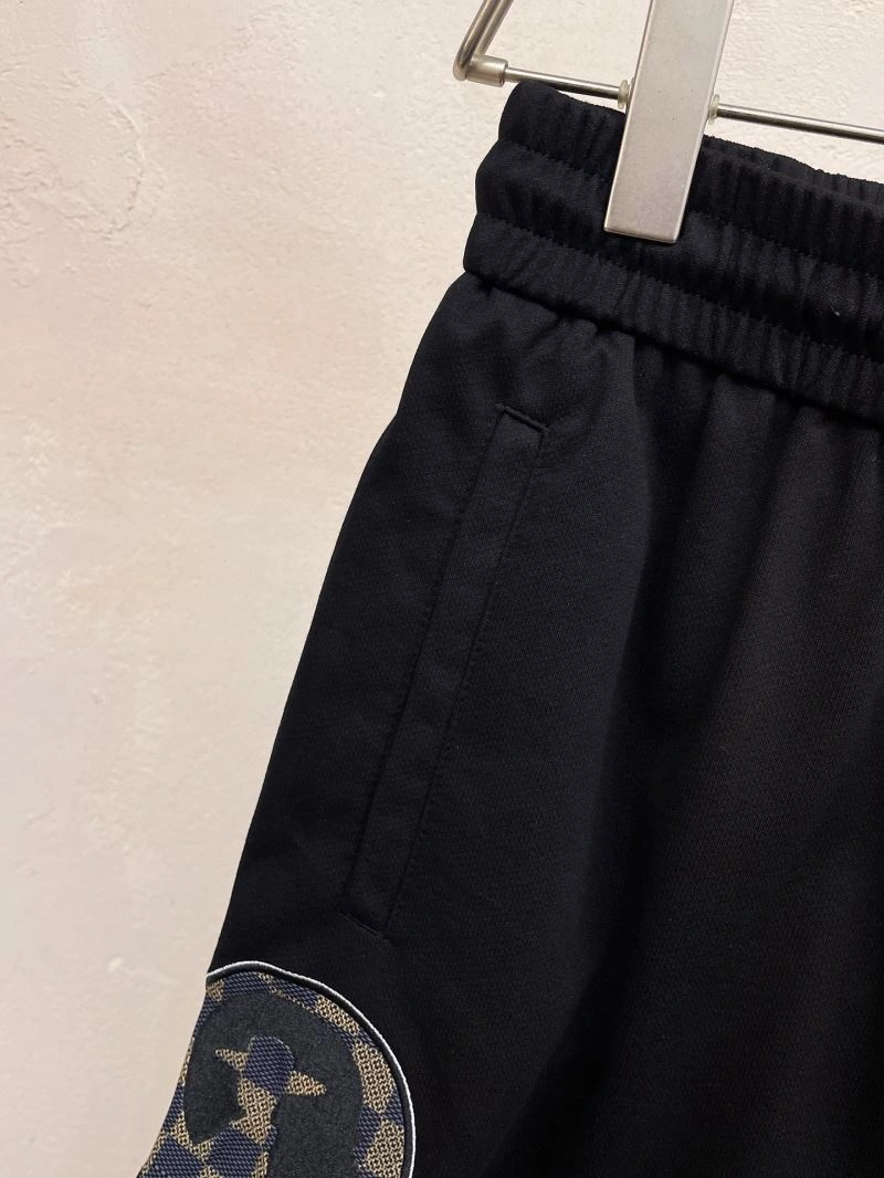 ZipUp Louis Vuitton Short Pants 136417
