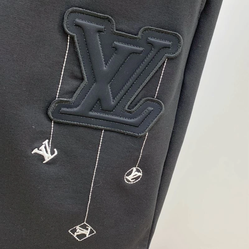 MoistureWicking Louis Vuitton Short Pants 136413