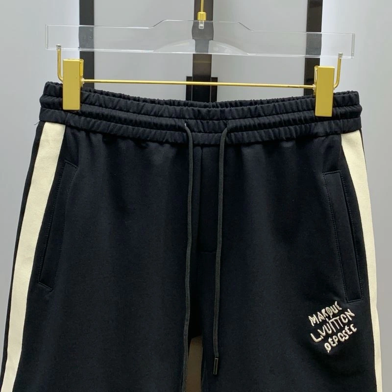 Louis Vuitton Short Pants Durable 136412