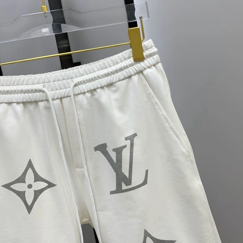 Versatile Louis Vuitton Short Pants 136408