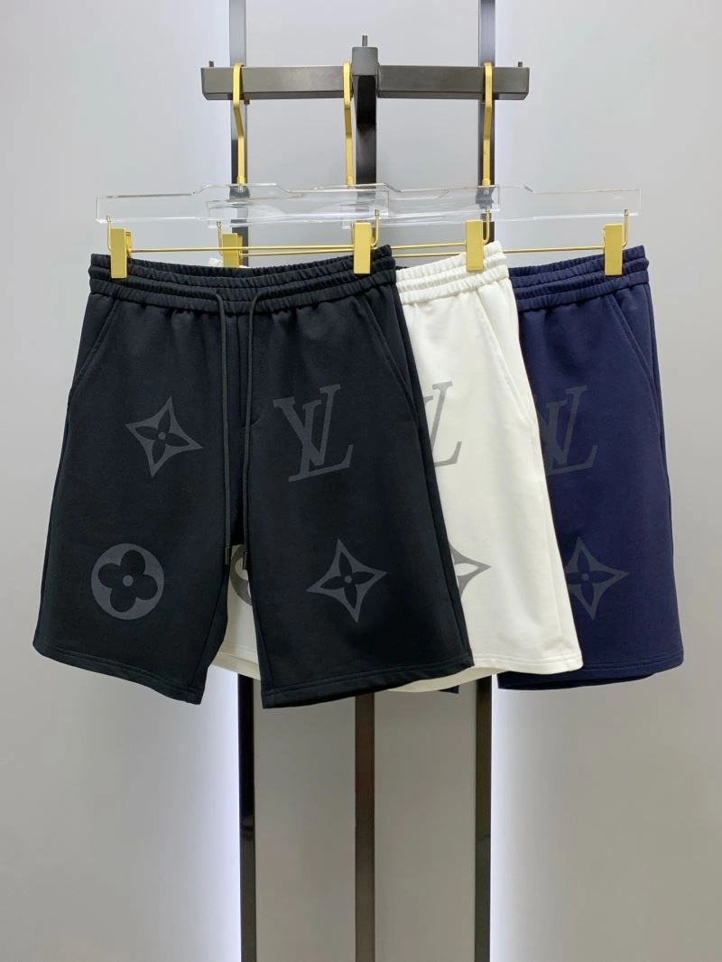 TechFriendly Louis Vuitton Short Pants 136405