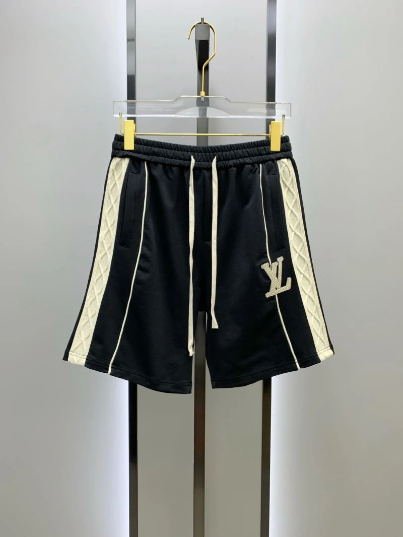 Contemporary Louis Vuitton Short Pants 136406