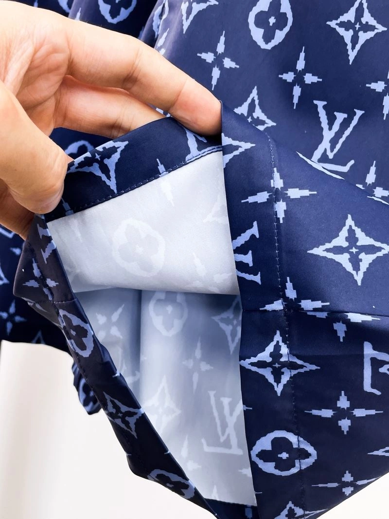 Louis Vuitton Short Pants ModernLook 136381