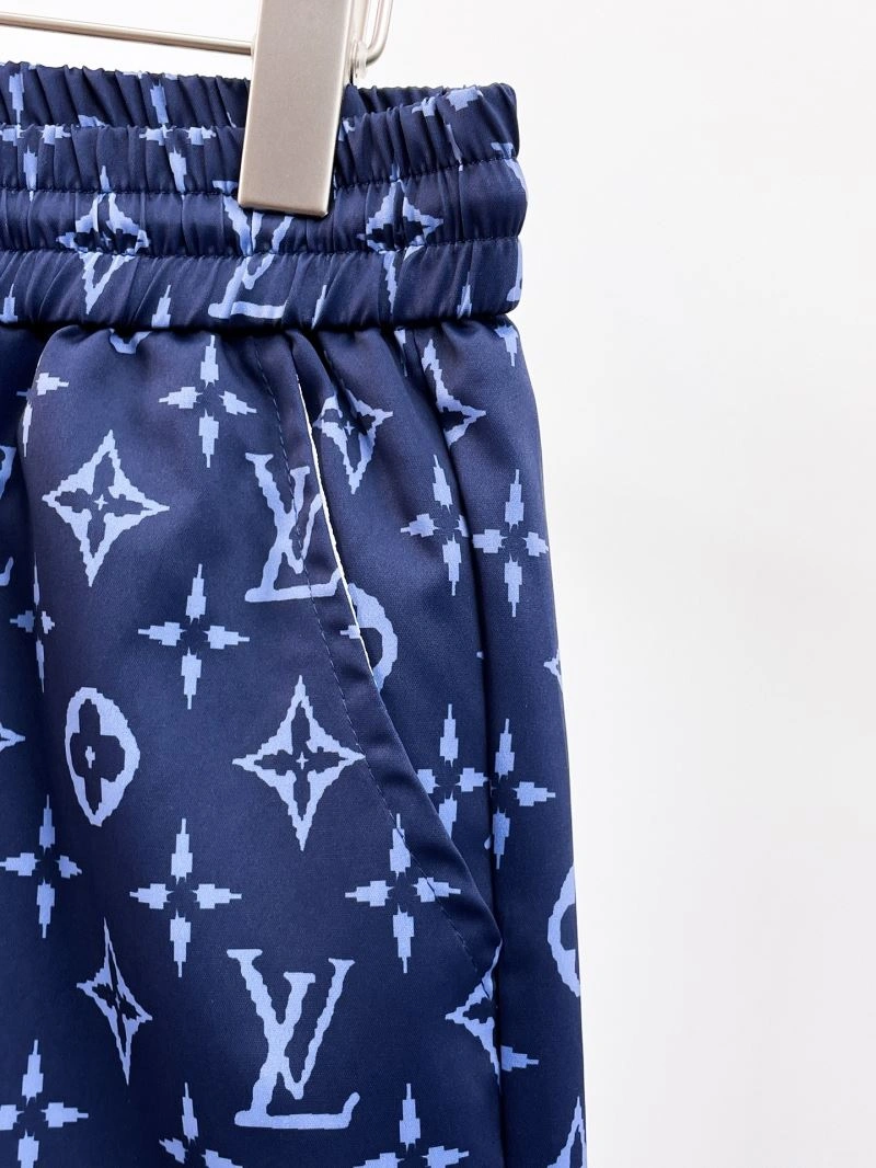 Louis Vuitton Short Pants ModernLook 136381