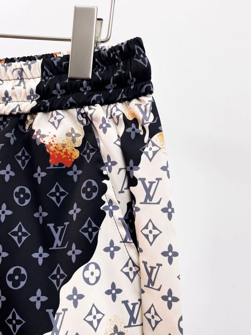 Durable Louis Vuitton Short Pants 136382